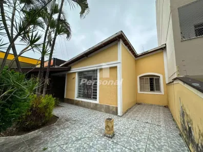 Casa com 3 Quartos para alugar, 250m² no Jardim Eulália, Taubaté