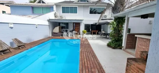 Casa de Condomínio com 4 Quartos à venda, 173m² no Recreio dos Bandeirantes, Rio de Janeiro