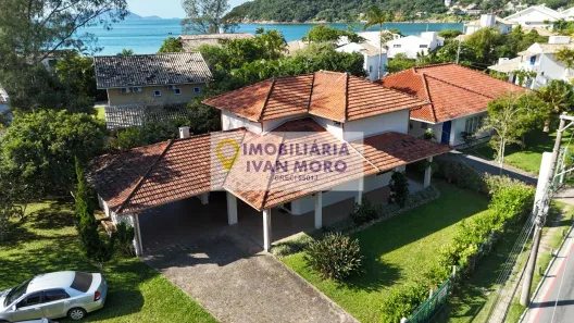 Casa com 4 Quartos à venda, 203m² no Ponta das Canas, Florianópolis