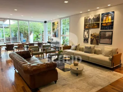 Casa com 4 Quartos para alugar, 400m² no Jardim Petrópolis, São Paulo