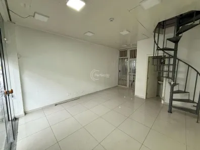 Ponto Comercial para alugar, 40m² no Centro, Caxias do Sul