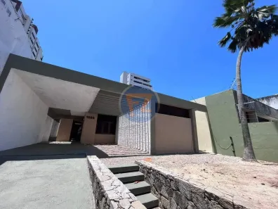 Casa com 4 Quartos à venda, 236m² no Dionisio Torres, Fortaleza