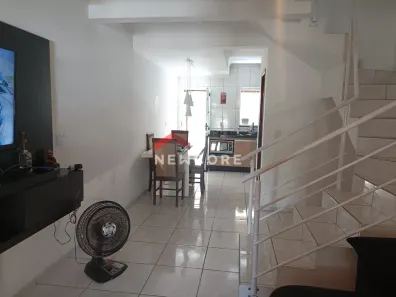 Sobrado com 2 Quartos à venda, 72m² no Guanabara, Joinville