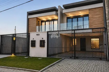 Sobrado com 3 Quartos à venda, 180m² no Guabirotuba, Curitiba