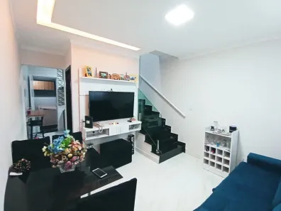 Casa de Condomínio com 2 Quartos à venda, 57m² no Aviação, Praia Grande