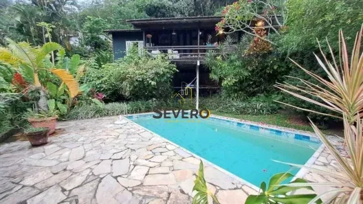 Casa de Condomínio com 4 Quartos à venda, 450m² no Itaipu, Niterói