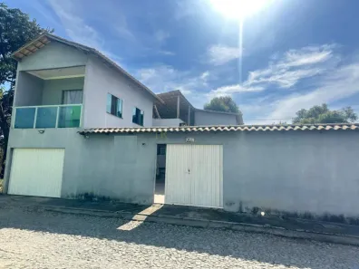 Casa com 5 Quartos à venda, 250m² no Industrial, Contagem