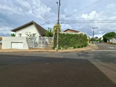 Casa com 4 Quartos para alugar, 399m² no Parque Francal, Franca