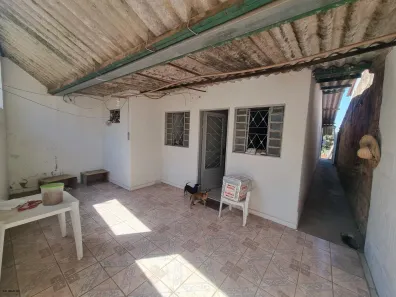 Casa com 2 Quartos à venda, 260m² no Vila São José, Brasília
