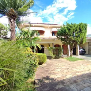 Casa com 6 Quartos à venda, 641m² no Centro, Pouso Alegre