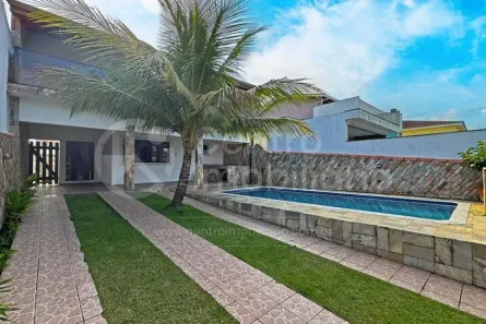 Casa com 3 Quartos à venda, 218m² no Estancia Sao José, Peruíbe