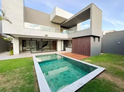 Casa de Condomínio com 4 Quartos à venda, 339m² no Granja Marileusa, Uberlândia
