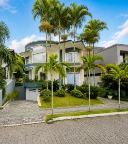 Casa com 5 Quartos para alugar, 450m² no Jurerê, Florianópolis