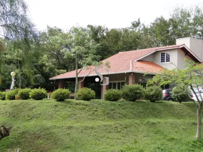 Fazenda/Sítio com 8 Quartos à venda, 245m² no Santa Cândida, Vinhedo