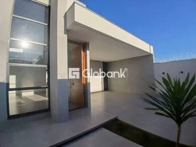 Casa com 3 Quartos à venda, 200m² no Morada do Sol, Montes Claros