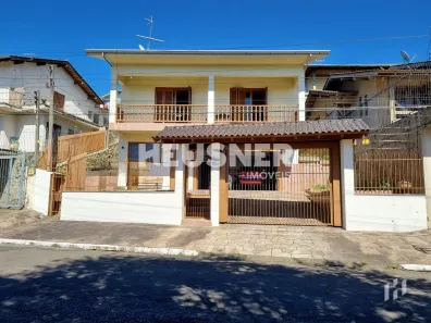 Casa com 3 Quartos à venda, 353m² no Primavera, Novo Hamburgo