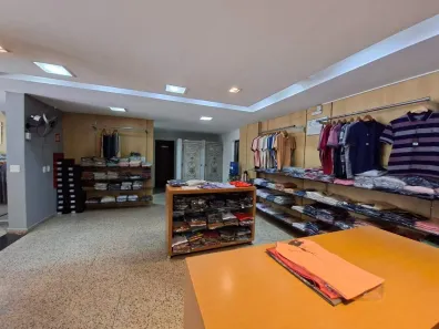Ponto Comercial para alugar, 249m² no Centro, Divinópolis
