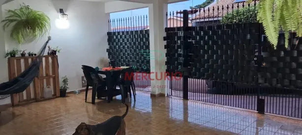 Sobrado com 3 Quartos à venda, 147m² no Vila Gonçalves, Bauru