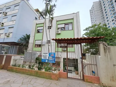 Kitnet à venda, 39m² no Azenha, Porto Alegre