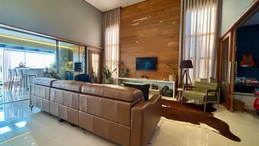 Casa de Condomínio com 3 Quartos à venda, 250m² no Gleba Fazenda Palhano, Londrina