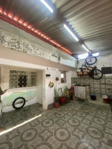 Sobrado com 4 Quartos à venda, 130m² no Parque Itamarati, Jacareí