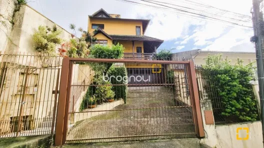 Casa com 3 Quartos à venda, 208m² no Roçado, São José