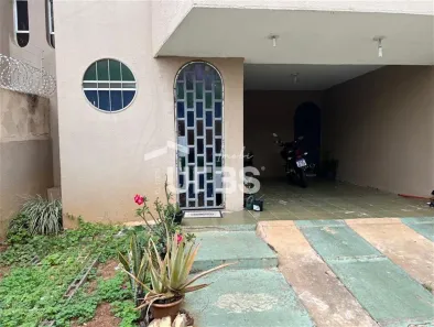 Sobrado com 3 Quartos à venda, 161m² no Setor Sul, Goiânia
