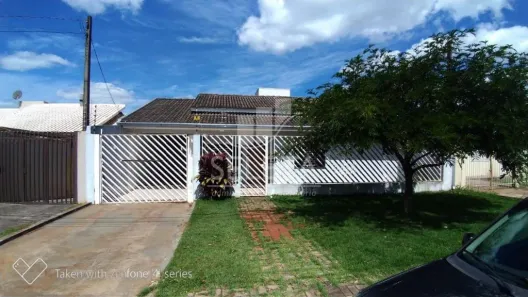 Casa com 3 Quartos à venda, 240m² no Região do Lago, Cascavel