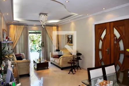 Casa com 3 Quartos à venda, 260m² no Jardim Líbano, São Paulo
