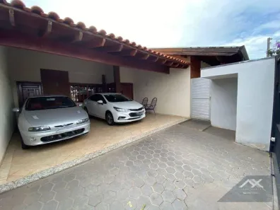 Casa com 3 Quartos à venda, 220m² no Jardim Estoril III, Bauru
