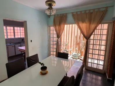 Sobrado com 3 Quartos à venda, 200m² no Vila Monte Alegre, Ribeirão Preto