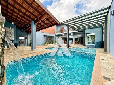Casa com 3 Quartos à venda, 300m² no Vila Nastri, Itapetininga