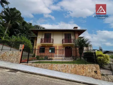 Casa com 4 Quartos à venda, 357m² no Vila Nova, Blumenau