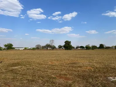 Lote/Terreno à venda, 2550m² no Residencial Goiânia Golfe Clube, Goiânia