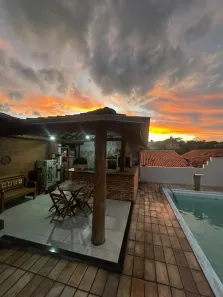 Casa com 5 Quartos para alugar, 263m² no Jardim das Indústrias, São José dos Campos