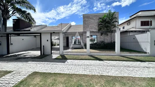 Casa com 3 Quartos à venda, 765m² no Jardim Maringá, Sinop