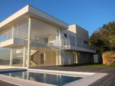 Casa de Condomínio com 3 Quartos para alugar, 500m² no Cacupé, Florianópolis