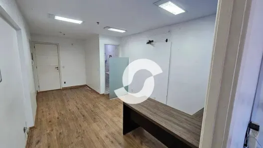 Sala Comercial à venda, 66m² no Centro, Niterói