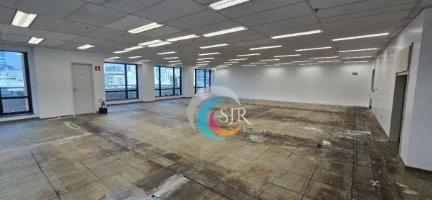 Sala Comercial para alugar, 218m² no Cerqueira César, São Paulo