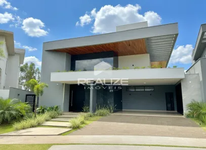 Sobrado com 4 Quartos à venda, 413m² no KLP, Foz do Iguaçu