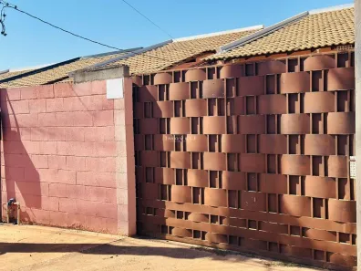 Casa com 2 Quartos para alugar, 61m² no Paiaguás, Várzea Grande