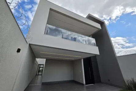 Casa com 4 Quartos à venda, 220m² no Ibituruna, Montes Claros
