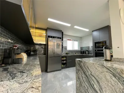 Sobrado com 3 Quartos à venda, 359m² no Samambaia, Mairiporã