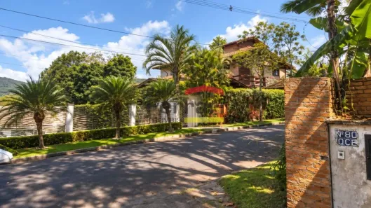 Casa de Condomínio com 5 Quartos à venda, 690m² no Caraguatá, Mairiporã
