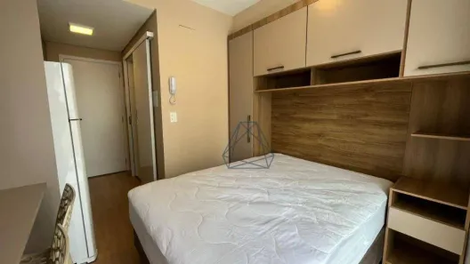 Apartamento com 1 Quarto para alugar, 27m² no Centro, Curitiba