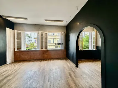 Sala Comercial para alugar, 200m² no Centro, Bento Gonçalves