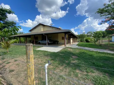 Fazenda/Sítio com 3 Quartos à venda, 242m² no , Santa Isabel