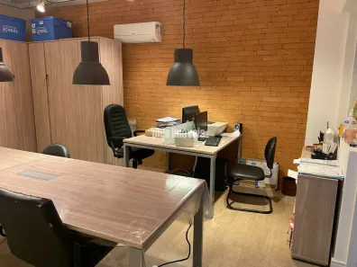 Sala Comercial à venda, 32m² no Santo Amaro, São Paulo