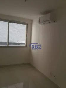 Sala Comercial à venda, 32m² no Centro, Niterói