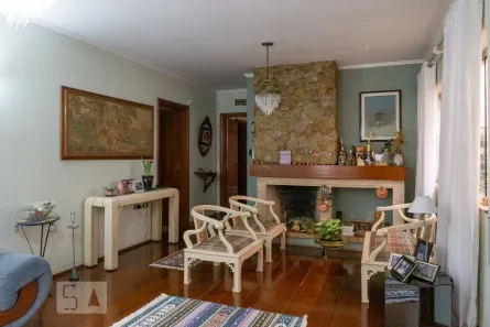 Casa com 3 Quartos à venda, 300m² no Vila Romana, São Paulo